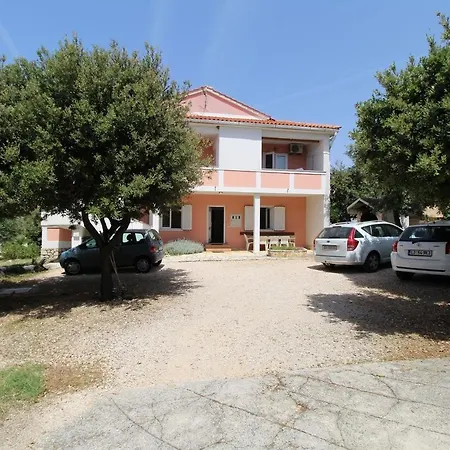 Apartment Mandre 6418c Pag Town